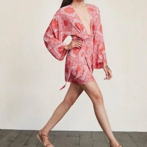 Reformation Dresses & Skirts - Reformation Fuji kimono dress 8‎